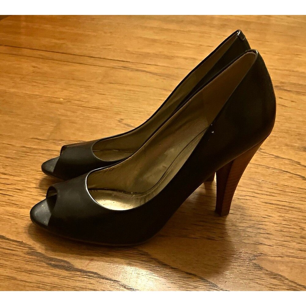 Nine West Black Leather Peep Toe Slip On Pump Heels Solid US 8.5M